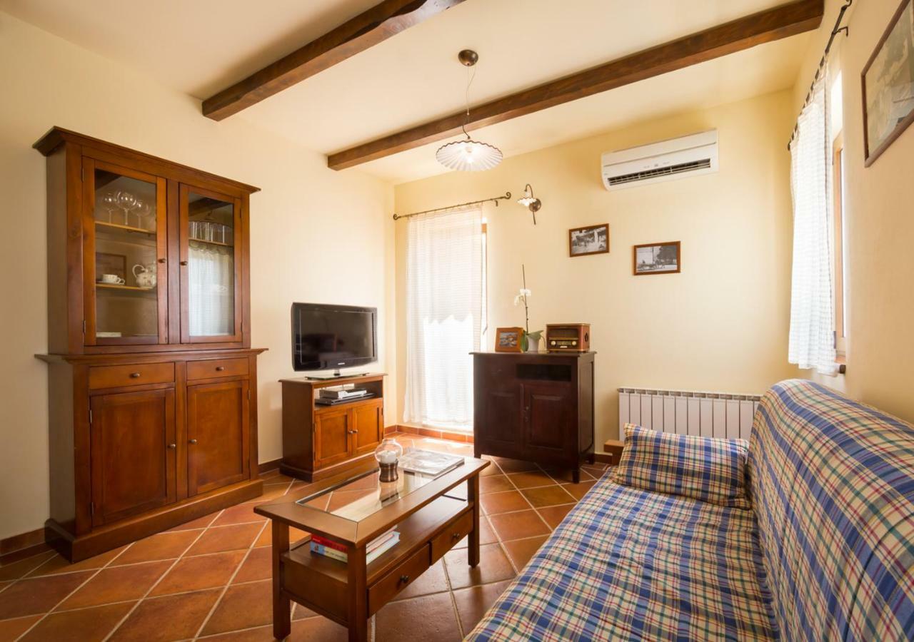 Apartmani Hrelja Labinci 外观 照片