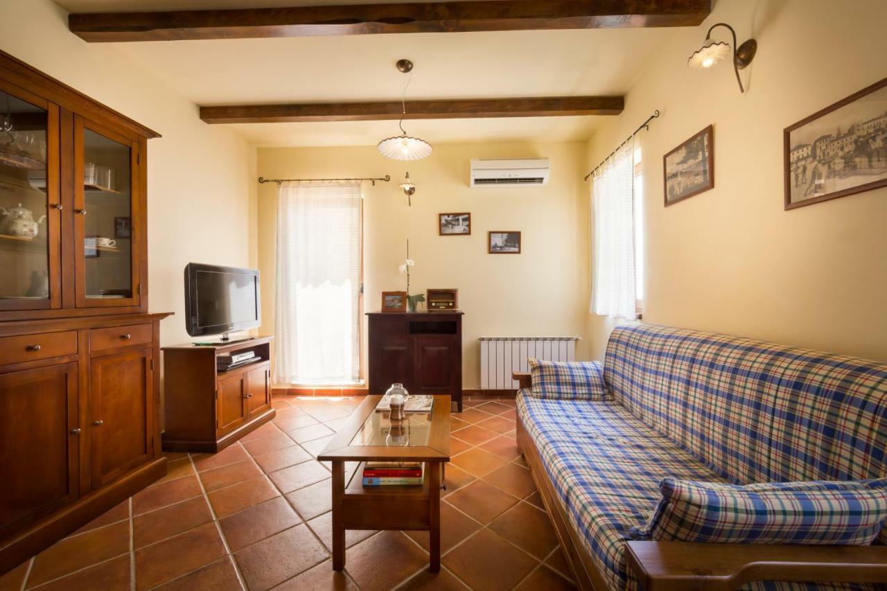 Apartmani Hrelja Labinci 外观 照片