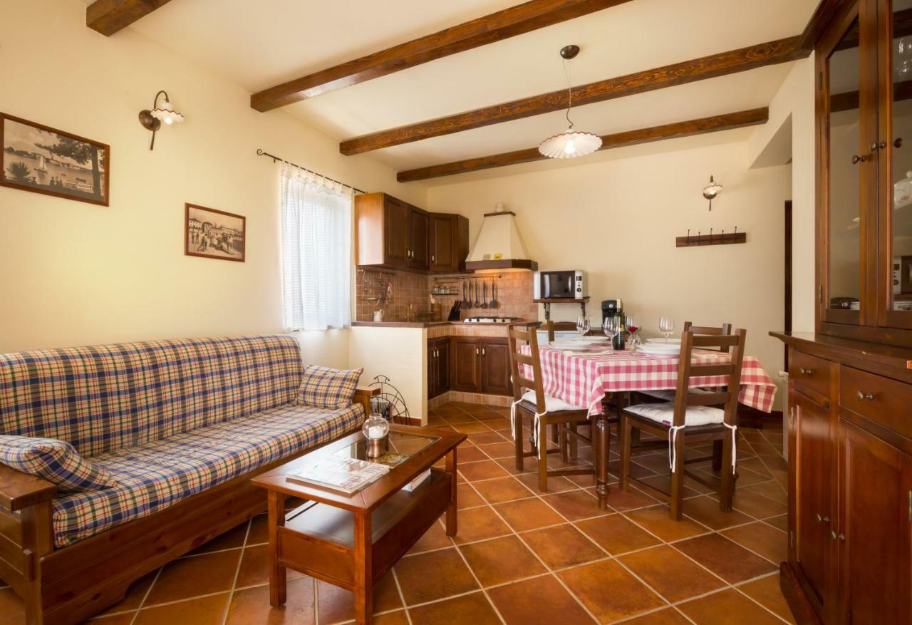 Apartmani Hrelja Labinci 外观 照片